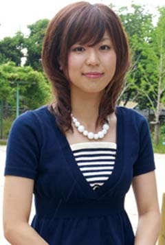                                       ティアラにいるサクラ