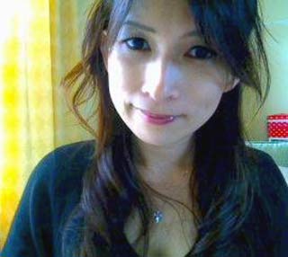                                       ティアラにいるサクラ