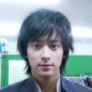                                       ティアラにいるサクラ