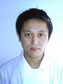                                       ティアラにいるサクラ